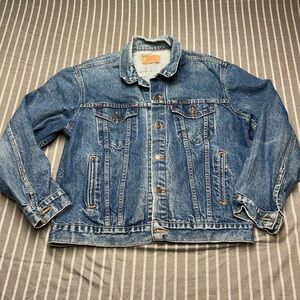 Levi’s Vintage 80s Denim Trucker Jacket Size 44 Type 3 70506 0216 Dark Wash